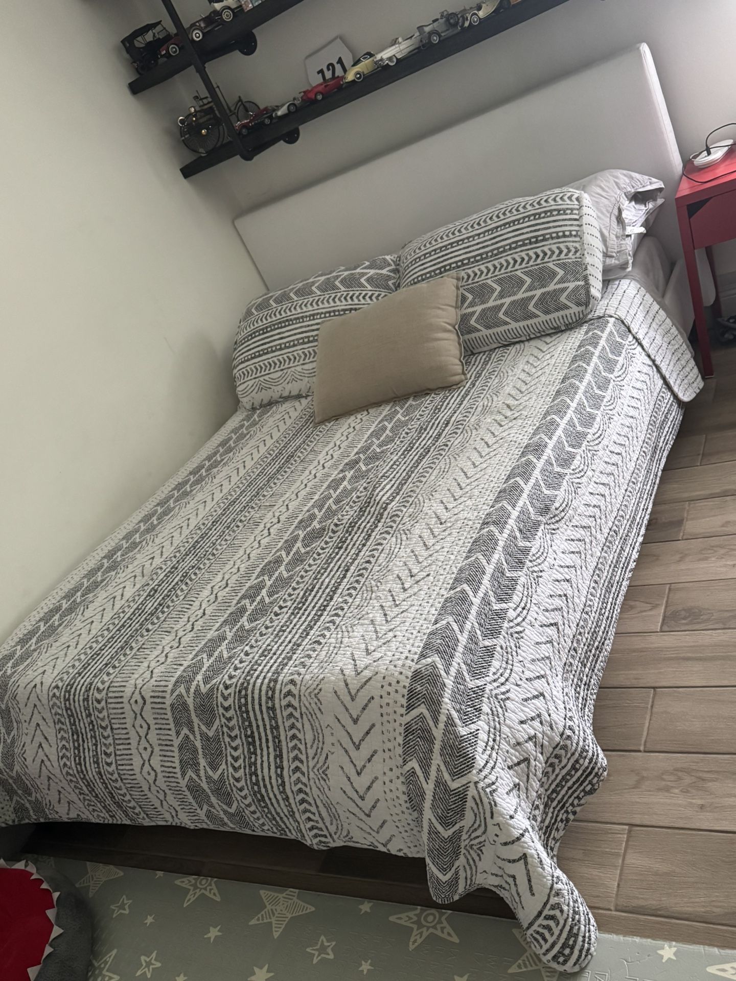 Full Upholstery Beige Bed Frame With Foam Mattress 