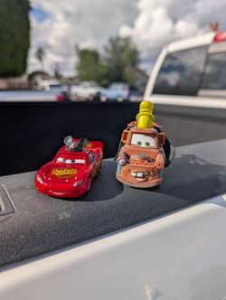Goofy Mater and Lightning McQueen