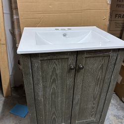 24" Bathroom Vanity