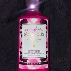Bath and body works gingham gorgeous body lotion
