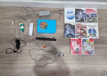 Nintendo Wii Limited Edition Console Bundle W/ 8 Games, Cords, & Accessories