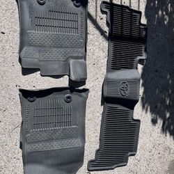 4Runner Weatherproof floor mats - OEM 5th gen