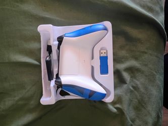 Marble blue Xbox remote