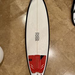 Panda Shiitake Surfboard. Twinzer. 6’2 X 19 3/4 X 2.5 (33.6L)