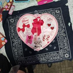 19 Piece Bow Collection 