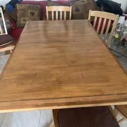 Table For SALEE WITH CHAIRS