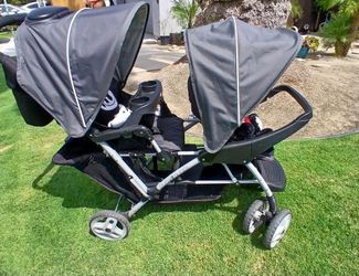 Duo Glider Stroller...Pls Read Description