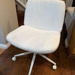     Modern White Teddy Office Chair