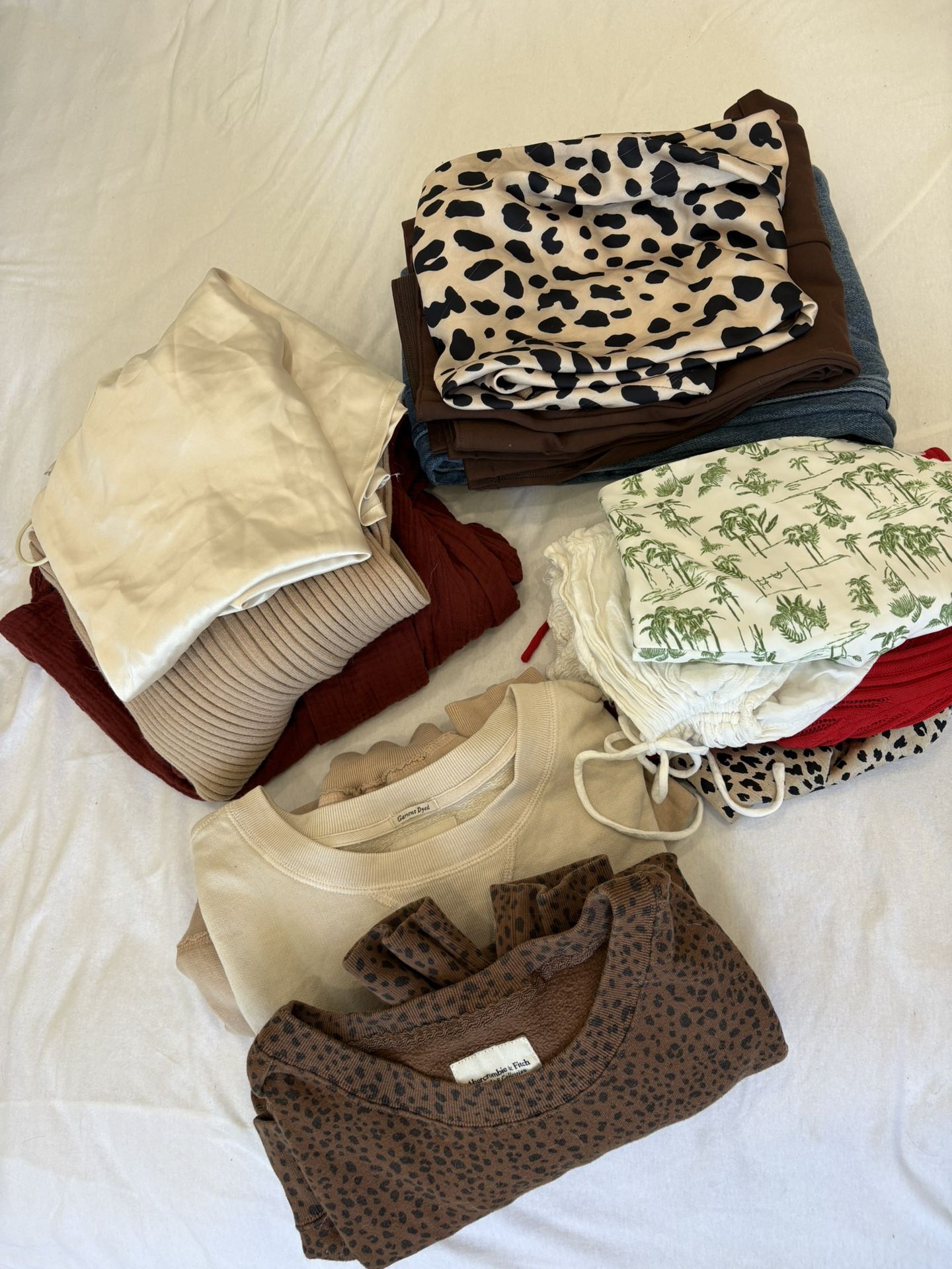 Women’s Clothing And Shoes Bundle