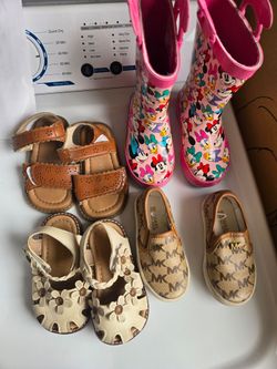 Size 5 girl shoes