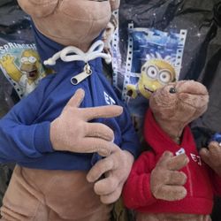 Vintage E.T Universal Studios Plushies 