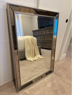 Silver heavy duty mirror 28x40
