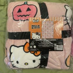 Hello kitty halloween blanket