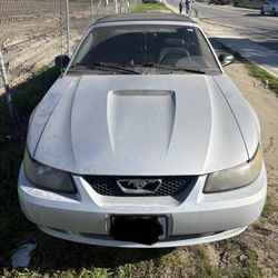 2001 Ford Mustang