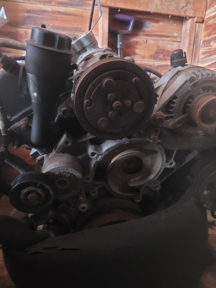 Rebuilt 2001/2002 Dodge Durango Engine
