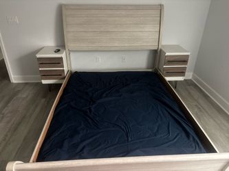 Queen frame W/2 nights stands Need Gone