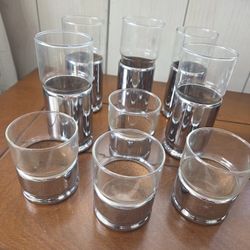 Retro Cocktail Glasses With Cork Lining To Keep Drinks Cool.