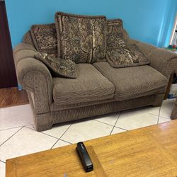 Couch  Used Good Condition