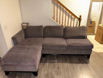 Gray Fabric Sectional Sofa with Chaise