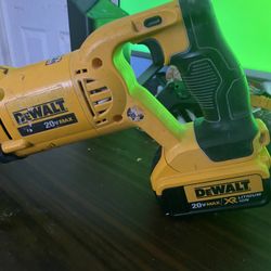 Dewalt Sawzall 20v MAX tool