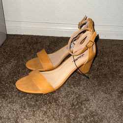Women’s Shoes 