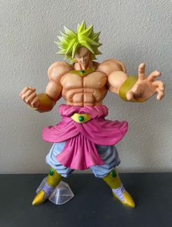 Dragon ball z Broly figure