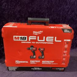 🧰🛠Milwaukee M18 FUEL Brushless Hammer Drill/Impact Driver Combo Kit w/(2)5.0Ah Batts/Case-LIKE NEW!-$325!🧰🛠 