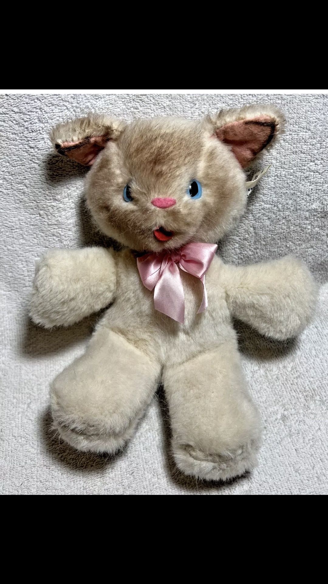Vintage kitty cat plush/stuffed animal/kitten plushie