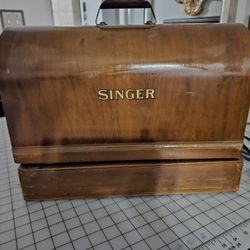 Singer Sewing Machine