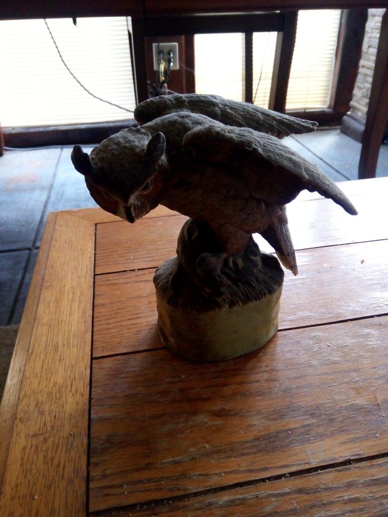 Nice Owl Statue