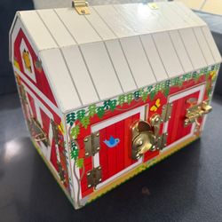 Melissa & Doug Latches Barn Wood Toy