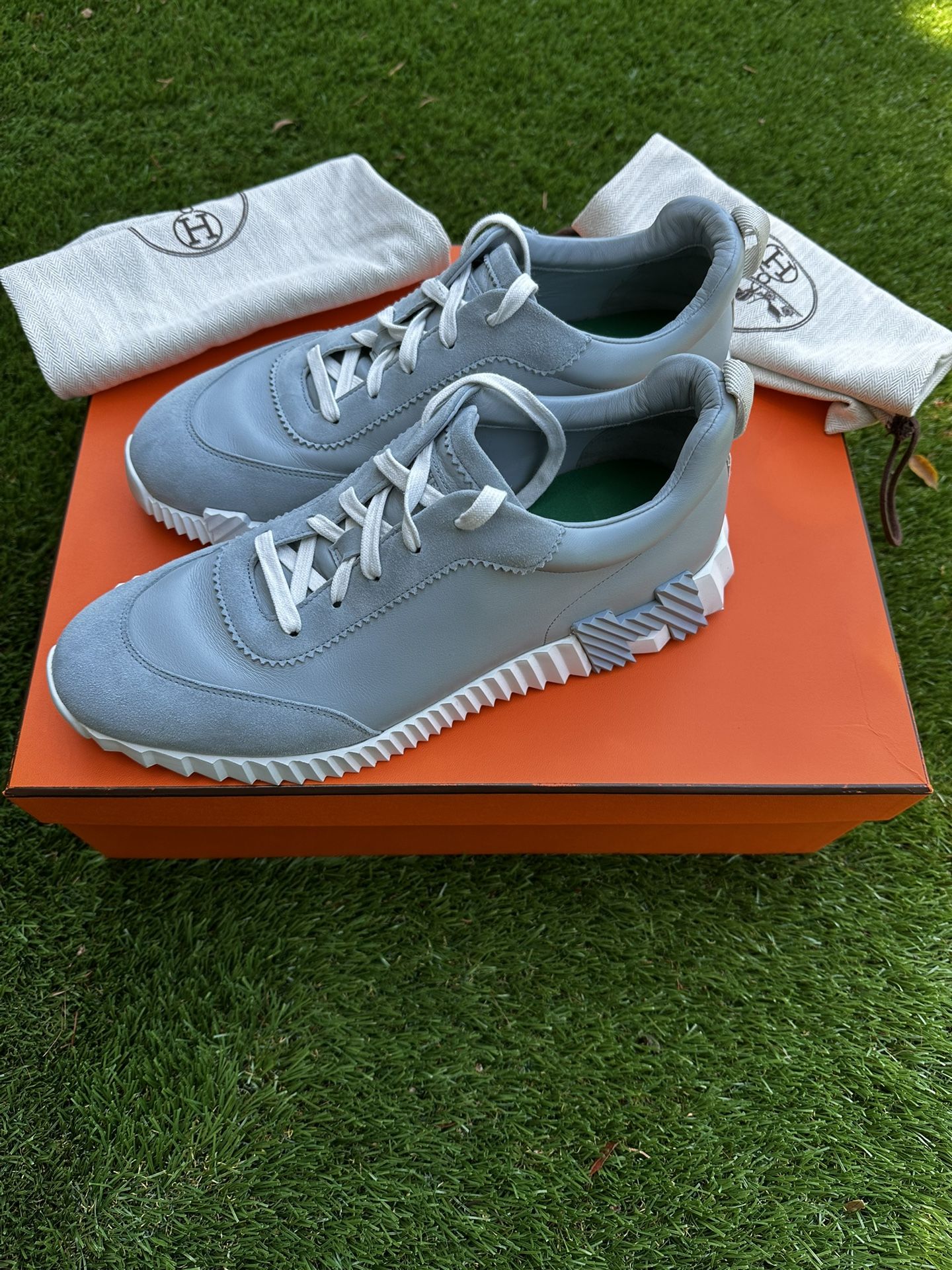 Hermes Bouncing Sneaker