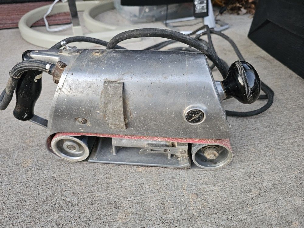 PORTER-CABLE A2 GUILD BELT SANDER 115 VOLTS ORIGINAL, For Serious Wood Works, Vintage, Heavy Motor , Vintage