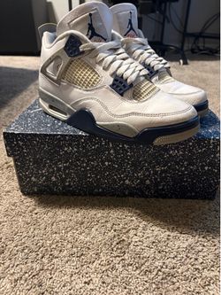 Jordan 4 midnight Navy