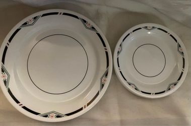 Vintage corelle zenith plate set