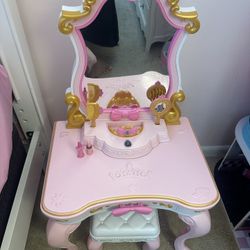 Disney Princess Vanity 👑 