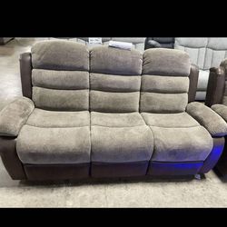 5 PCs Recliner Living Room Furniture Set $750