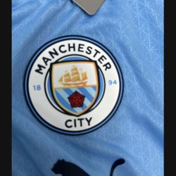 BUNDLE SIZE 2XL 2x$50. Manchester City/ JUVENTUS JERSEYS.