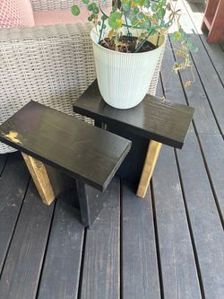 Outdoor side tables