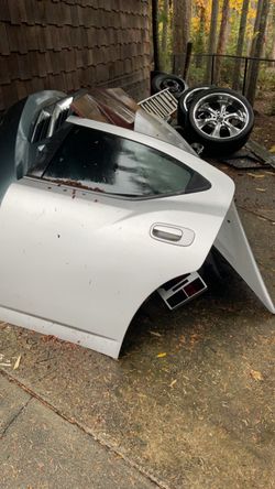 Dodge charger driver side rear door, Complete