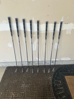Titleist AP2 710 Iron Set