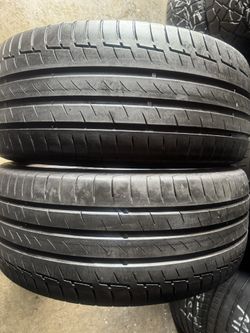 Pair Of 285 45 22 Continental Sport Contact Tires 