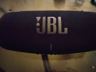 JBL bluetooth speaker