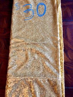Gold sequin table overlay