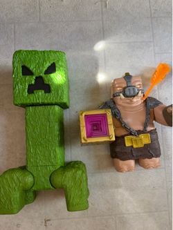 Minecraft and Action Figure bundle
