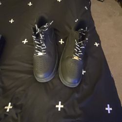 Real Supreme Black Airforces (NON CREASED)
