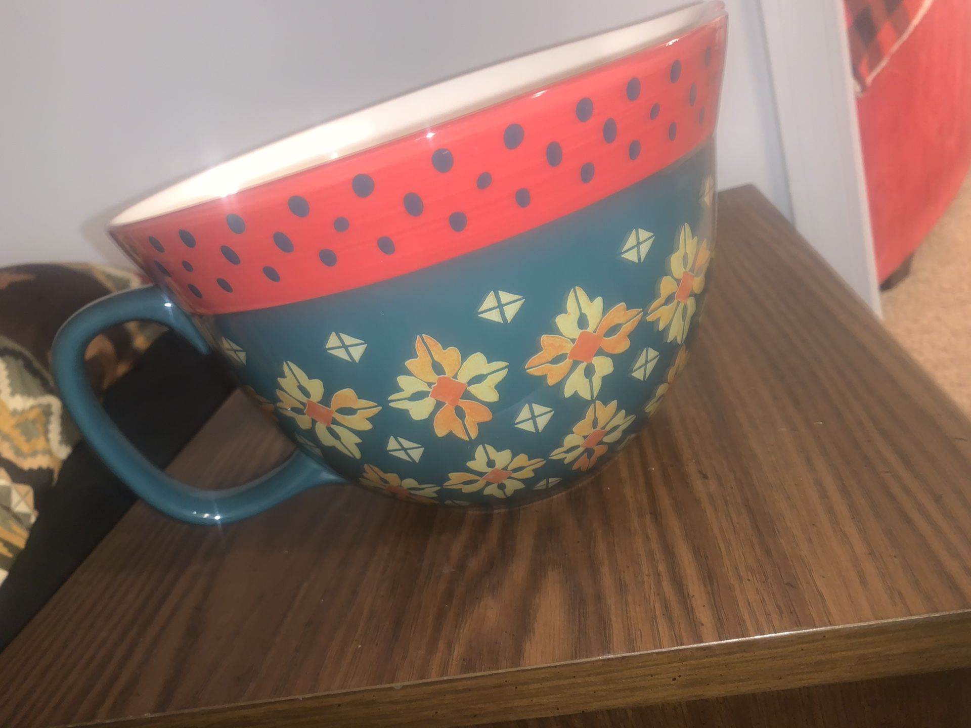 Pioneer woman batter bowl