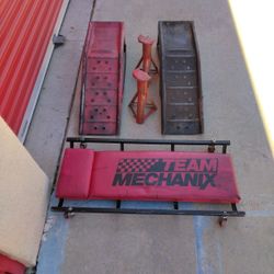 Mechanic Creeper & Car Ramps & Jack Stands