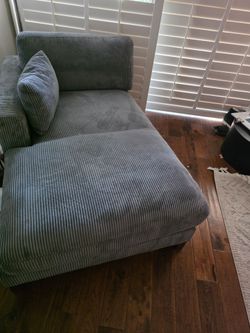 Jadda Upholstered Chaise Lounge