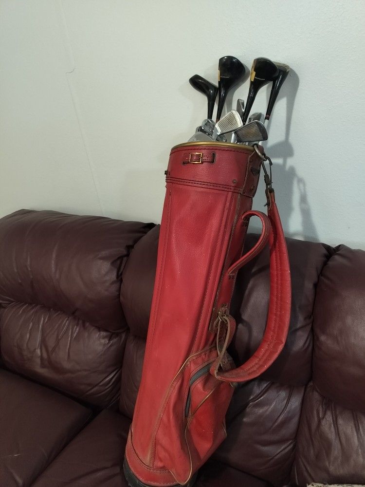 Vintage Dunlop Golf Club Set W/Carry Bag